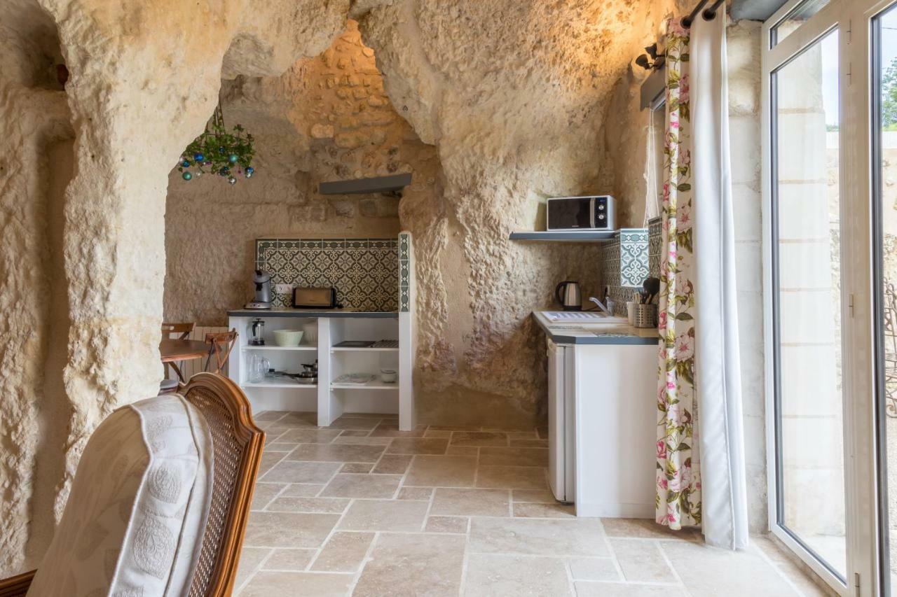 Gite De La Rochere Noizay Exterior foto